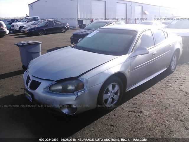 2G2WP552781102705 - 2008 PONTIAC GRAND PRIX SILVER photo 2