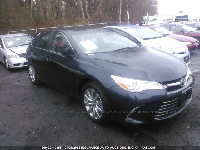 4T1BF1FK4HU742570 - 2017 TOYOTA CAMRY LE/XLE/SE/XSE BLACK photo 1