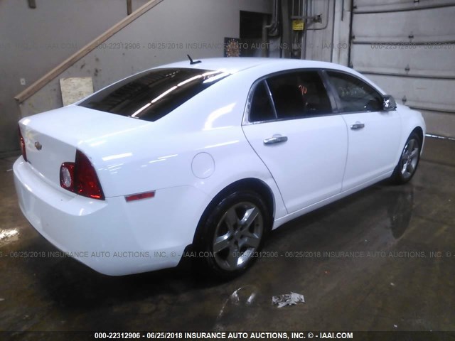 1G1ZB5E11BF356661 - 2011 CHEVROLET MALIBU LS 白色 照片 4