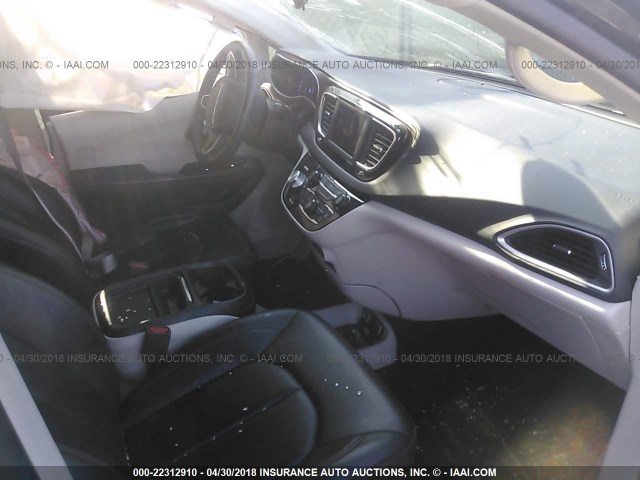 2C4RC1BG8JR120229 - 2018 CHRYSLER PACIFICA TOURING L Մոխրագույն լուսանկար 5