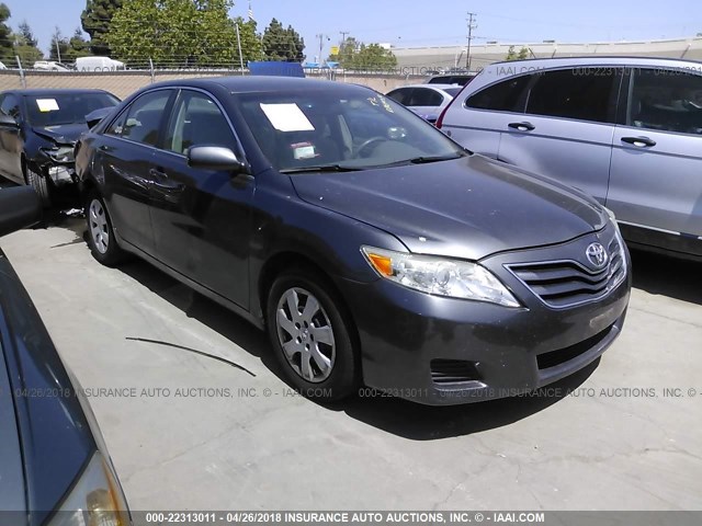 4T1BF3EK9AU109369 - 2010 TOYOTA CAMRY SE/LE/XLE 灰色 照片 1