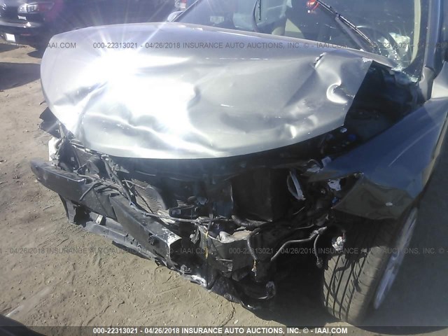 4T1BF1FKXCU597558 - 2012 TOYOTA CAMRY SE/LE/XLE GRAY photo 6