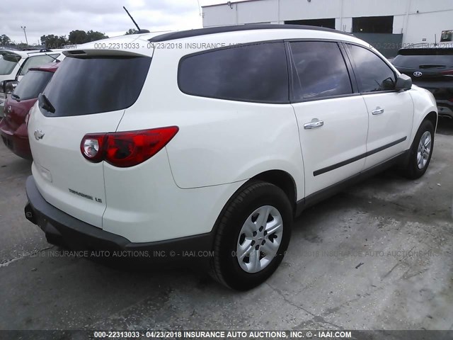 1GNKRFEDXBJ416283 - 2011 CHEVROLET TRAVERSE LS WHITE photo 4