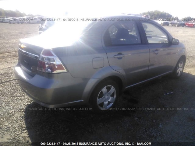 KL1TD56648B143356 - 2008 CHEVROLET AVEO LS GRAY photo 4