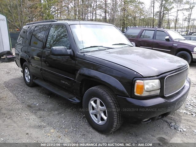 1GKEK63R4YR209444 - 2000 GMC DENALI BLACK photo 1