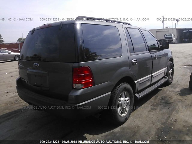 1FMPU15585LA16428 - 2005 FORD EXPEDITION XLT 灰色 照片 4