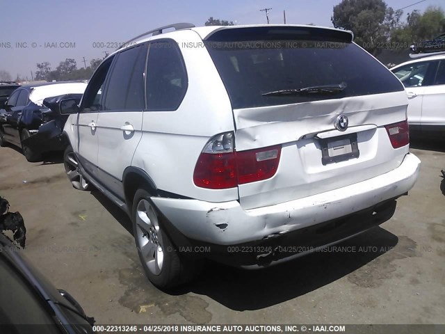 5UXFB53535LV16544 - 2005 BMW X5 4.4I WHITE photo 3