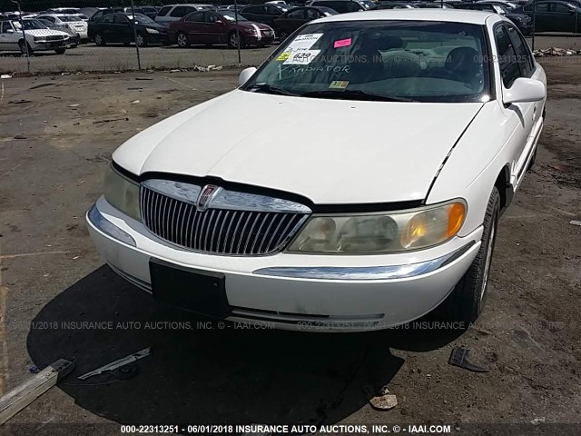 1LNHM97V81Y649167 - 2001 LINCOLN CONTINENTAL  WHITE photo 6