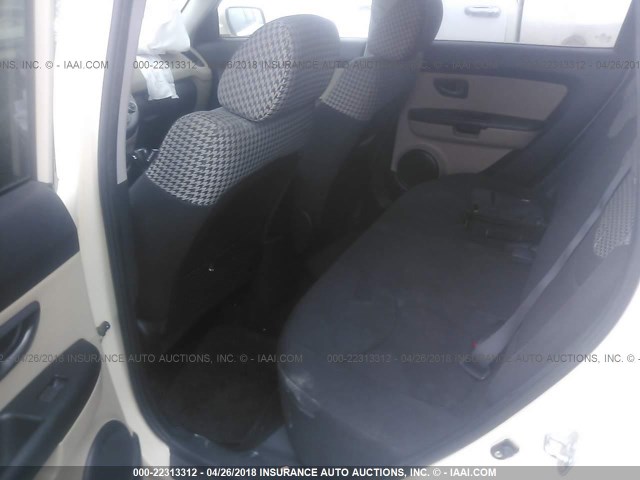 KNDJT2A20A7179222 - 2010 KIA SOUL /!/SPORT WHITE photo 8