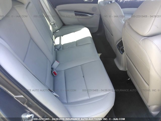 19UUB1F52JA005699 - 2018 ACURA TLX TECH SILVER photo 8