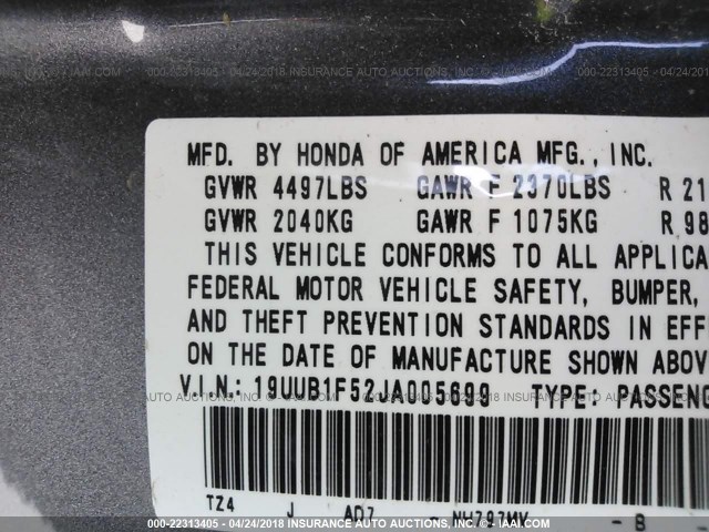19UUB1F52JA005699 - 2018 ACURA TLX TECH SILVER photo 9