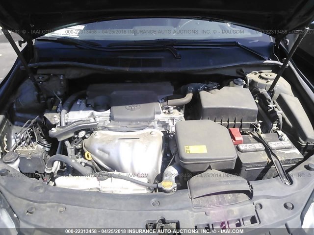 4T1BF1FK4FU952261 - 2015 TOYOTA CAMRY LE/XLE/SE/XSE მწვანე ფოტო 10