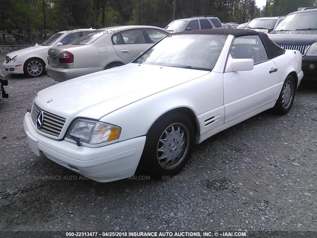 WDBFA67F4TF132988 - 1996 MERCEDES-BENZ SL 500 WHITE photo 2