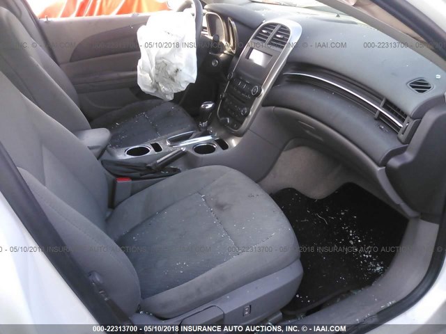 1G11B5SL2FF116589 - 2015 CHEVROLET MALIBU LS WHITE photo 5