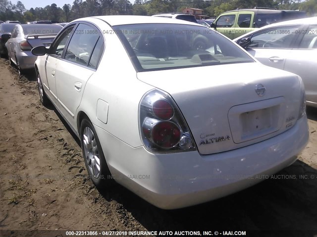 1N4AL11D46C182186 - 2006 NISSAN ALTIMA S/SL WHITE photo 3