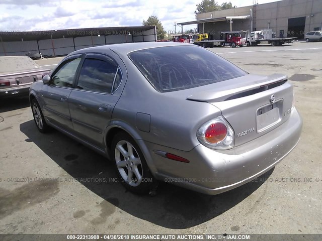 JN1DA31DX2T438627 - 2002 NISSAN MAXIMA GLE/GXE/SE GRAY photo 3