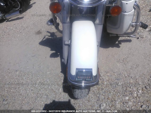 5HD1FCW154Y623763 - 2004 HARLEY-DAVIDSON FLHTCUI WHITE photo 5