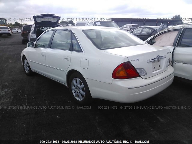 4T1BF28B62U200266 - 2002 TOYOTA AVALON XL/XLS WHITE photo 3