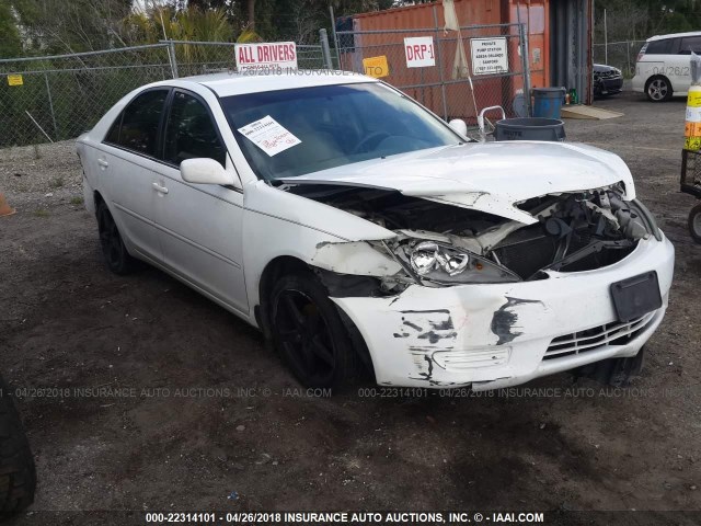 4T1BE32KX5U382849 - 2005 TOYOTA CAMRY LE/XLE/SE 白色 照片 1