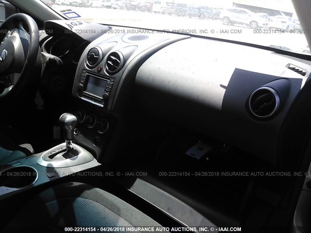 JN8AS5MV2DW610619 - 2013 NISSAN ROGUE S/SV GRAY photo 5