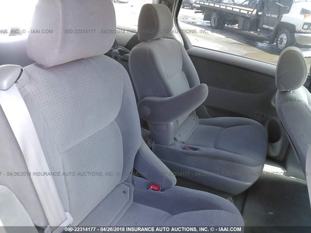 5TDZA23C86S428328 - 2006 TOYOTA SIENNA CE/LE SILVER photo 8