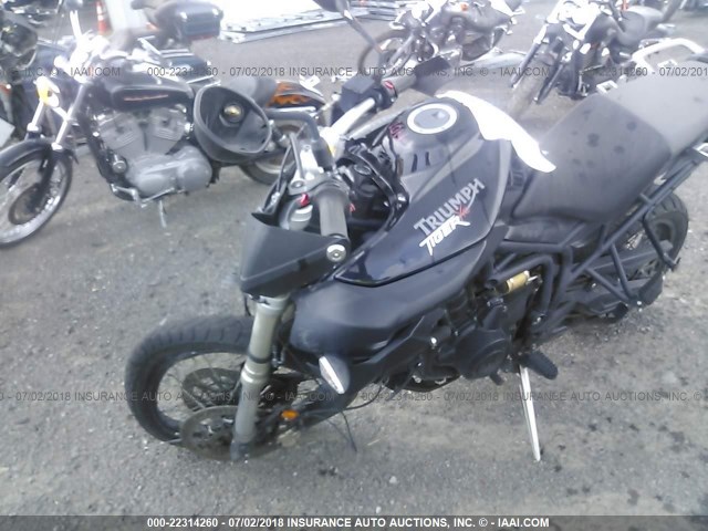 SMTE06BF0CJ516904 - 2012 TRIUMPH MOTORCYCLE TIGER 800XC ABS BLACK photo 2