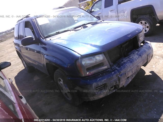 1GNDT13S642332313 - 2004 CHEVROLET TRAILBLAZER LS/LT BLUE photo 1