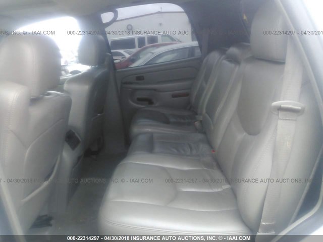 1GNEC13T74J300652 - 2004 CHEVROLET TAHOE C1500 GRAY photo 8