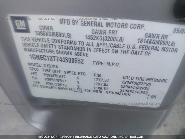 1GNEC13T74J300652 - 2004 CHEVROLET TAHOE C1500 GRAY photo 9