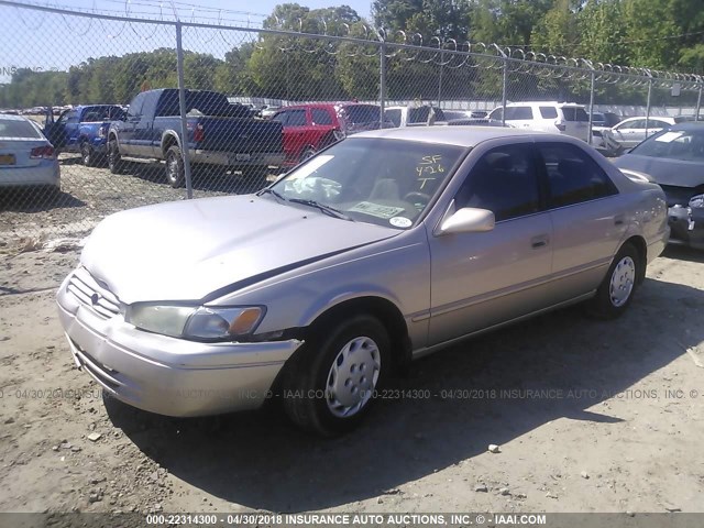 4T1BG22K9WU301202 - 1998 TOYOTA CAMRY CE/LE/XLE Champagne photo 2