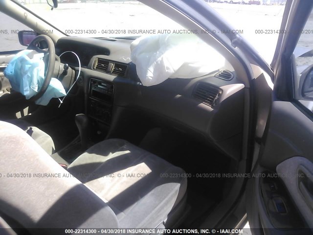 4T1BG22K9WU301202 - 1998 TOYOTA CAMRY CE/LE/XLE 香槟色 照片 5