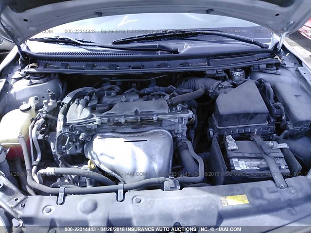 JTKJF5C74B3015233 - 2011 TOYOTA SCION TC 银色 照片 10