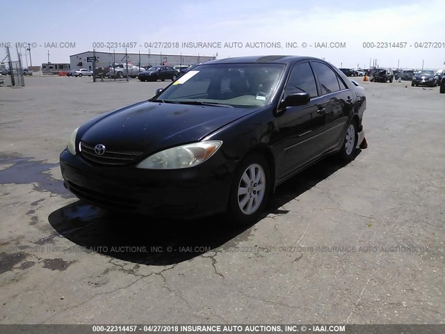 4T1BE30K02U584582 - 2002 TOYOTA CAMRY LE/XLE/SE BLACK photo 2