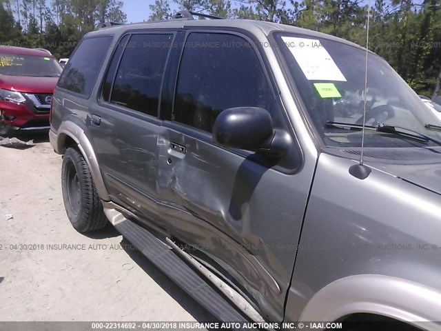 1FMZU74E1YUA02074 - 2000 FORD EXPLORER EDDIE BAUER GRAY photo 6