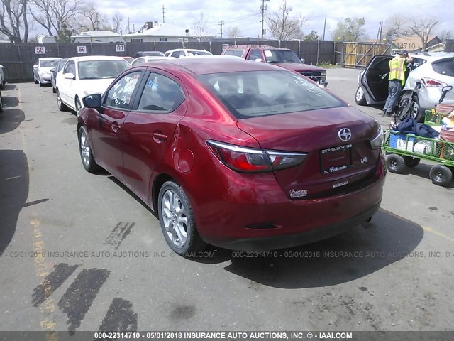 3MYDLBZV7GY108734 - 2016 TOYOTA SCION IA RED photo 3