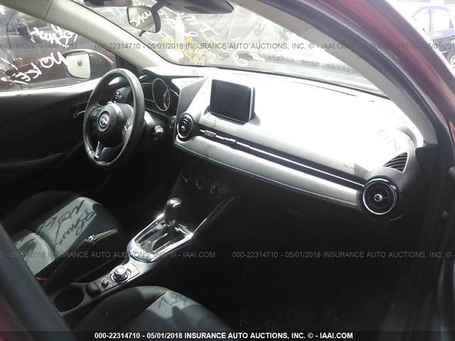 3MYDLBZV7GY108734 - 2016 TOYOTA SCION IA RED photo 5