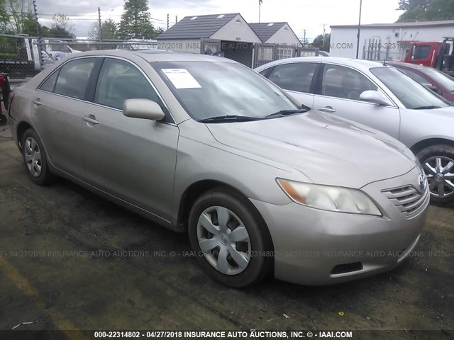 4T1BE46K67U160019 - 2007 TOYOTA CAMRY NEW GENERAT CE/LE/XLE/SE GOLD photo 1