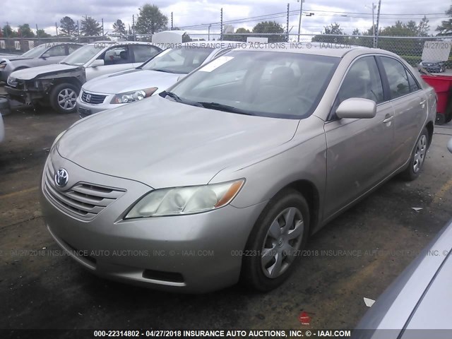 4T1BE46K67U160019 - 2007 TOYOTA CAMRY NEW GENERAT CE/LE/XLE/SE GOLD photo 2