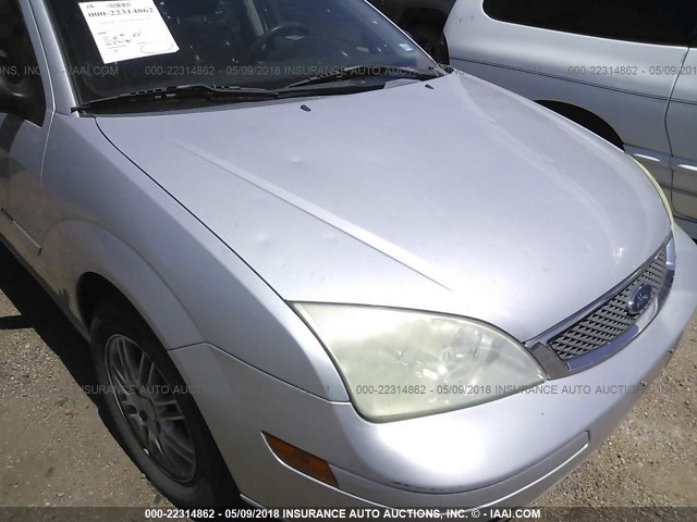 1FAFP34N27W251256 - 2007 FORD FOCUS ZX4/S/SE/SES SILVER photo 6