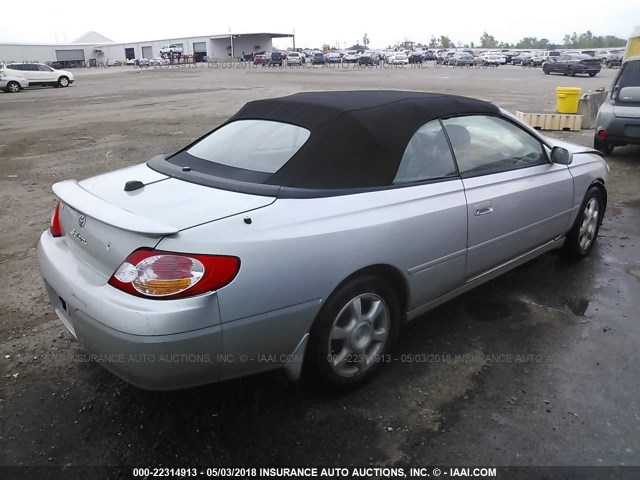 2T1FF28PX3C609385 - 2003 TOYOTA CAMRY SOLARA SE/SLE ვერცხლისფერი ფოტო 4