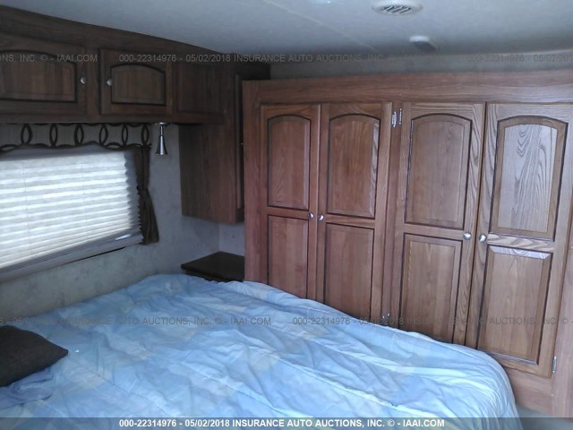 4X4TFLB24FZ135363 - 2015 FOREST RIVER FLAGSTAFF  米色 照片 10