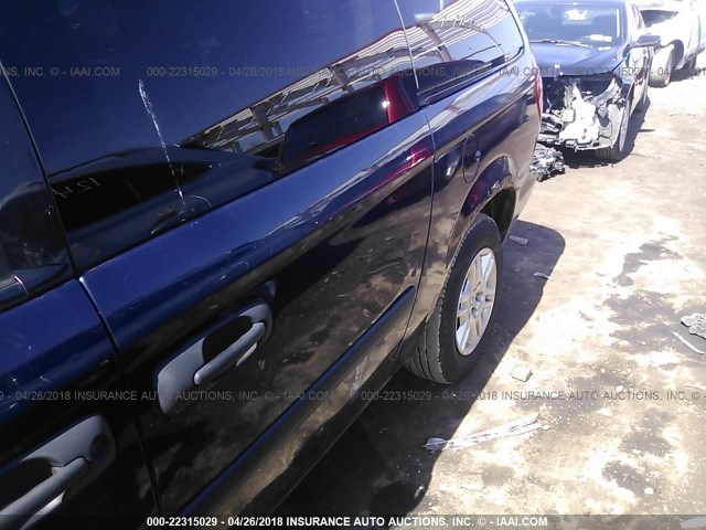 1D4GP24RX5B398153 - 2005 DODGE GRAND CARAVAN SE BLUE photo 6