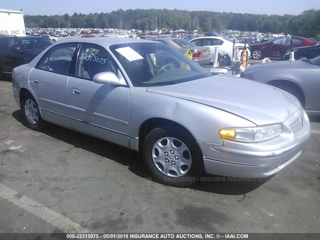 2G4WB52K221211915 - 2002 BUICK REGAL LS 银色 照片 1