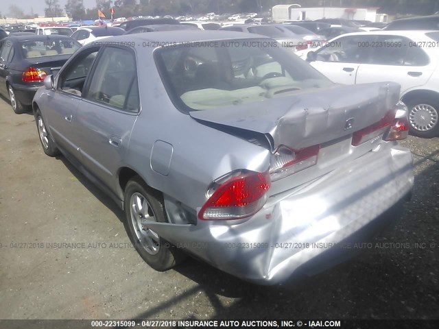 JHMCG66812C007869 - 2002 HONDA ACCORD EX/SE SILVER photo 3