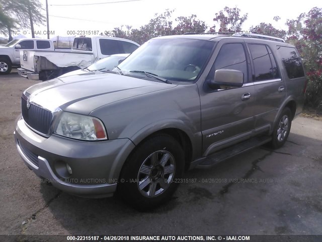 5LMFU28R44LJ19096 - 2004 LINCOLN NAVIGATOR BROWN photo 2