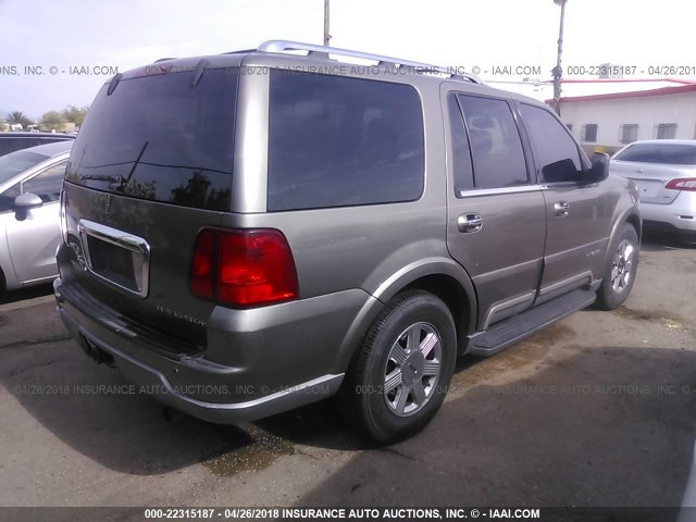 5LMFU28R44LJ19096 - 2004 LINCOLN NAVIGATOR BROWN photo 4