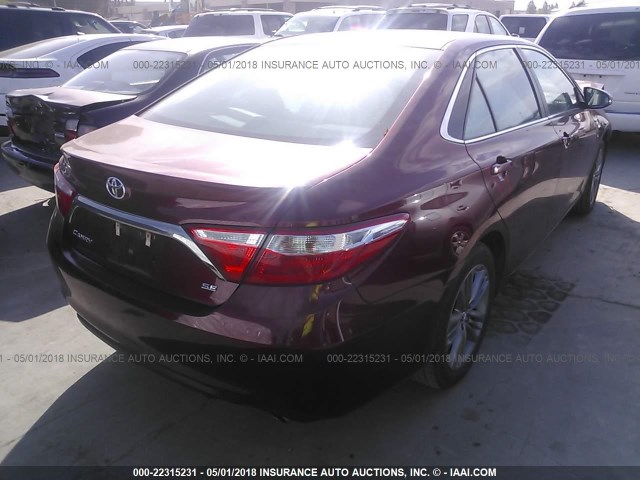 4T1BF1FK3GU511061 - 2016 TOYOTA CAMRY LE/XLE/SE/XSE RED photo 4