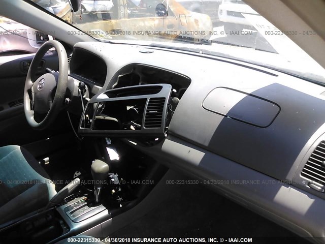 4T1BE32K55U017172 - 2005 TOYOTA CAMRY LE/XLE/SE 白色 照片 5