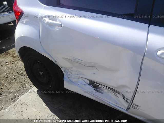 3N1CE2CP3FL353253 - 2015 NISSAN VERSA NOTE S/S PLUS/SV/SL/SR WHITE photo 6