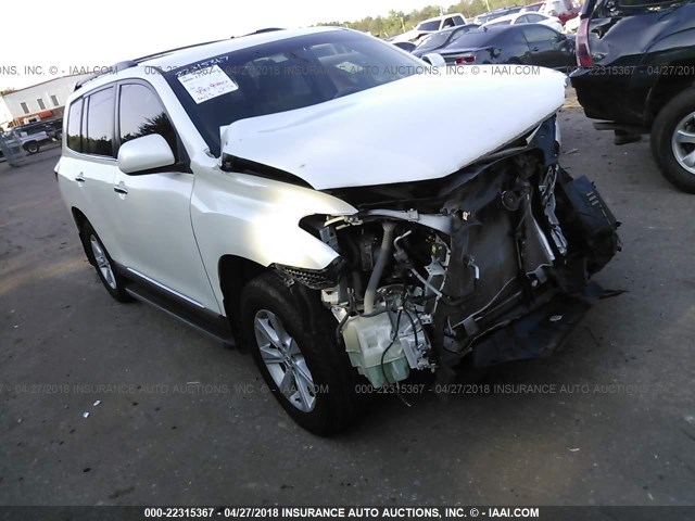 5TDZA3EH0DS034723 - 2013 TOYOTA HIGHLANDER PLUS WHITE photo 1